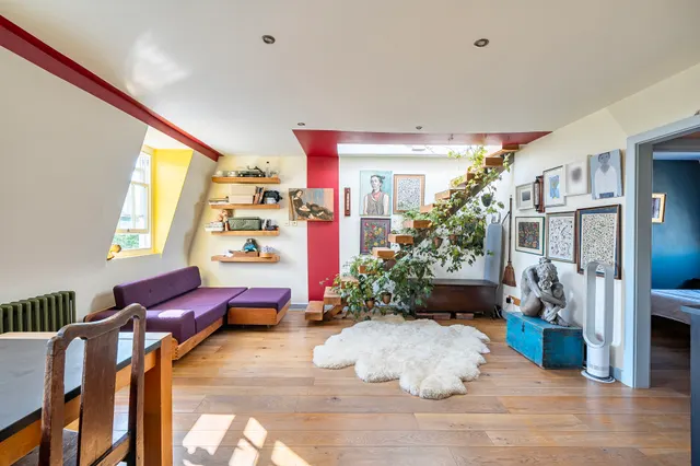 Flat 7, 23 St Georges Square, London, photo 1