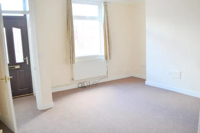 Bradshaw Street, Whelley, WN1, photo 2