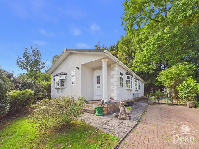 Clanna Country Park Alvington, Lydney, GL15, photo 1