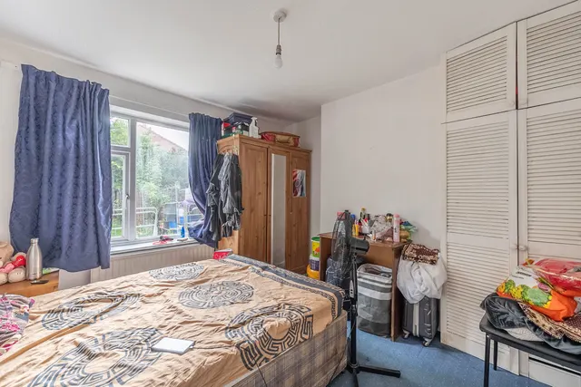 Photo 3 — 84 Roxeth Green Avenue, Harrow