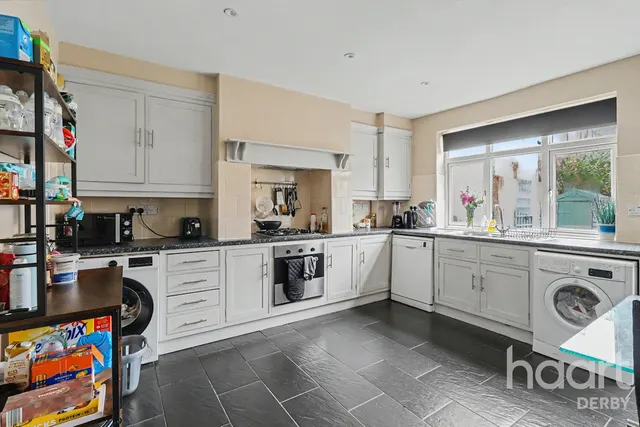 Leabrooks Road, Alfreton, DE55, photo 2