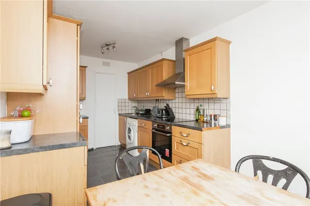 Photo 2 — Bramlands Close, London, SW11