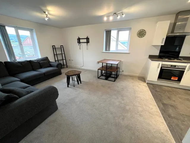 Bowthorpe Drive, Gloucester, GL3, photo 2