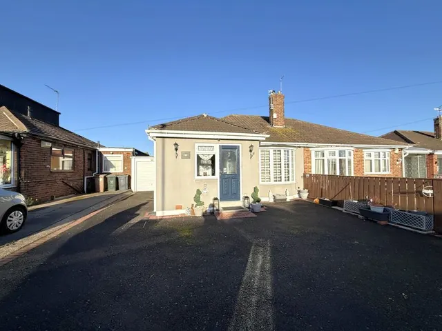 Birchwood Avenue, North Gosforth, NE13, photo 1