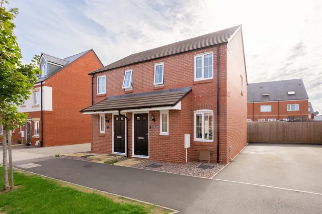 Otter Street, Kettering, NN14, photo 1