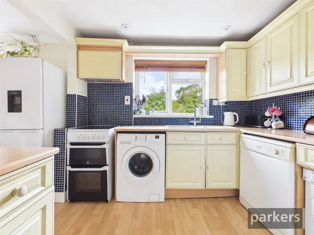 Woodside, North Leigh, OX29, photo 3