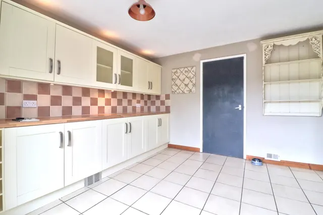 Springvale, Gayton, PE32, photo 3