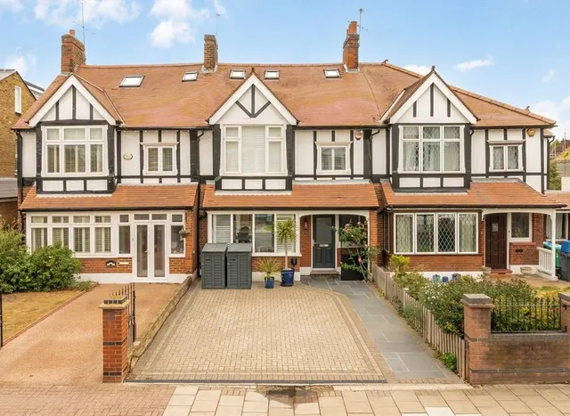St. Margarets Road, St Margarets, TW1, photo 1