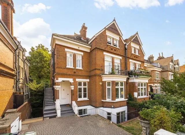 Priory Road, West Hampstead, NW6, photo 1
