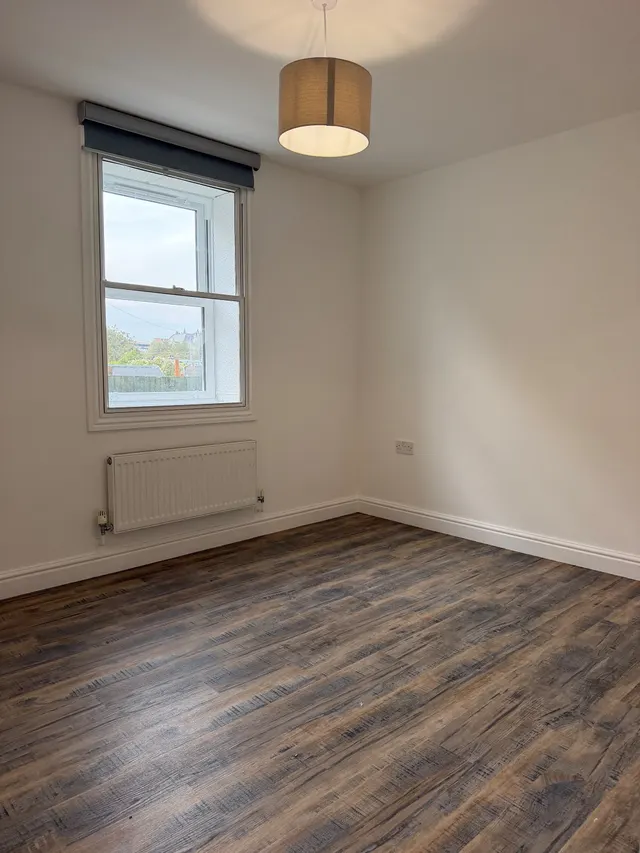 Albany Court, BA2, photo 3