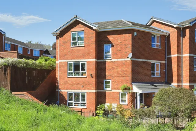 Bethesda Gardens, Halesowen, photo 1