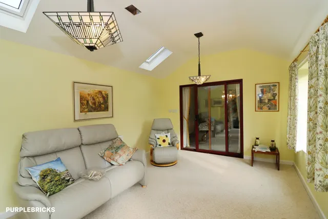 Elm Close, Chesterfield, S44, photo 3