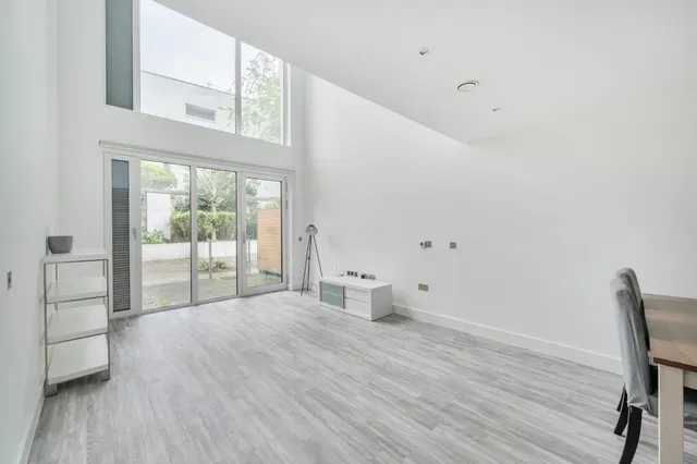Junction Road, Tufnell Park, N19, photo 1