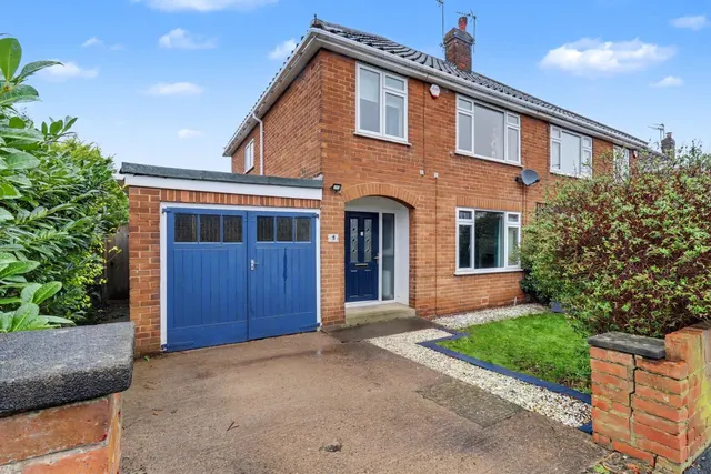 Duncan Avenue, Sandal, WF2, photo 1
