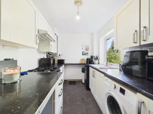 Cumberland Road, Ashford, TW15, photo 3