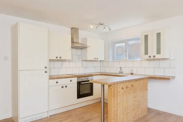 Liptraps Lane, Tunbridge Wells, TN2, photo 2