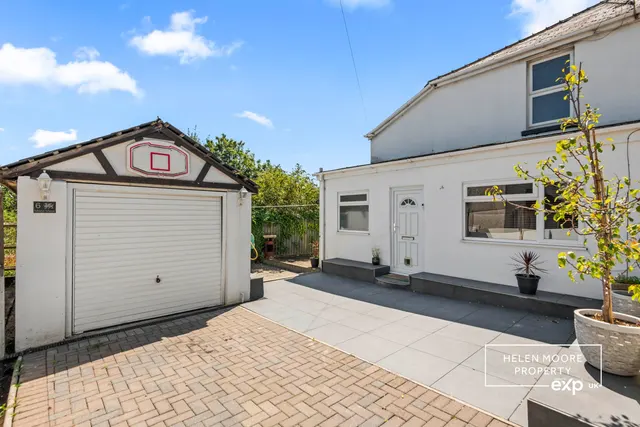 Moor View, Laira, photo 1