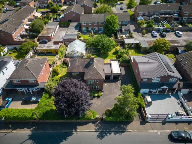 Photo 2 — Acacia Road, Hampton, TW12 3DP