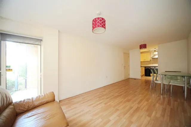 The Parklands, Dunstable, LU5, photo 3