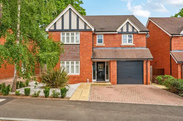 Grange Road, Gerrards Cross, SL9, photo 1