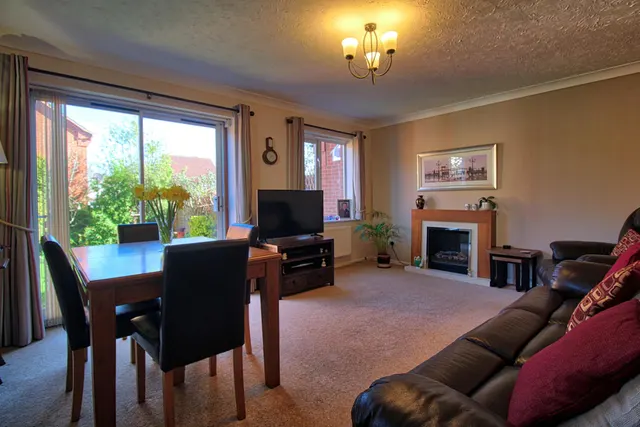 Shaftesbury Green, Worcester, WR4, photo 2