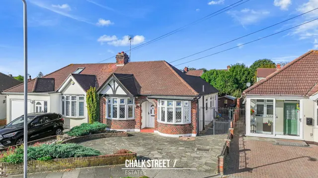 Alma Avenue, Hornchurch, RM12, photo 1