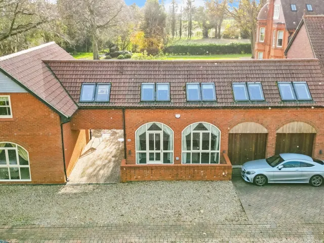 Linby Lane, Linby,NG15, photo 1