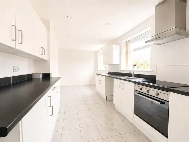 Photo 2 — Brookside, Ancaster, Grantham, Lincolnshire, NG32