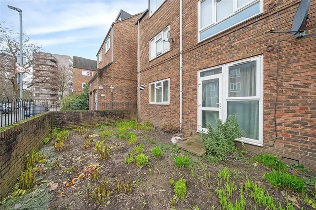 Photo 2 — McDermott Close, Battersea, SW11