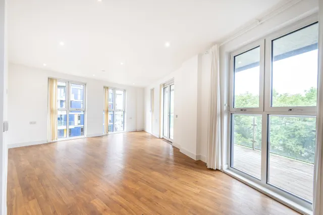 Flat 36, Marsworth House, Hatton Road, Wembley, photo 1