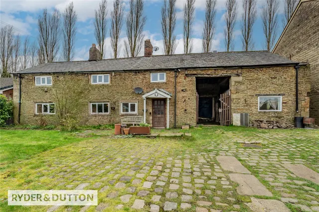 Highlands, Royton, OL2, photo 1