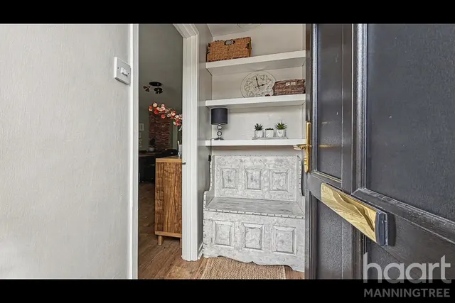 Turner Avenue, Lawford, CO11, photo 2