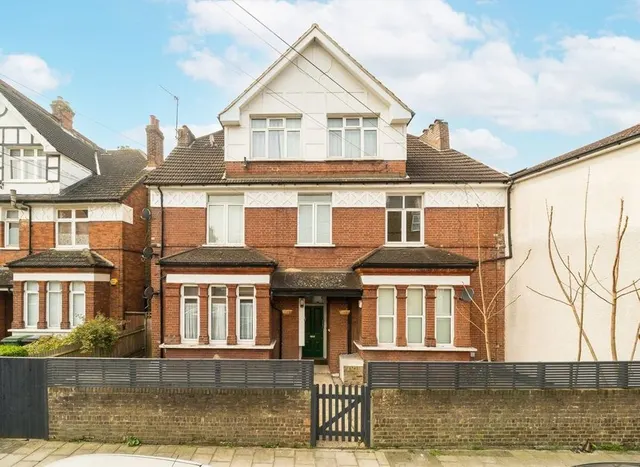 Westwell Road, Streatham, SW16, photo 1