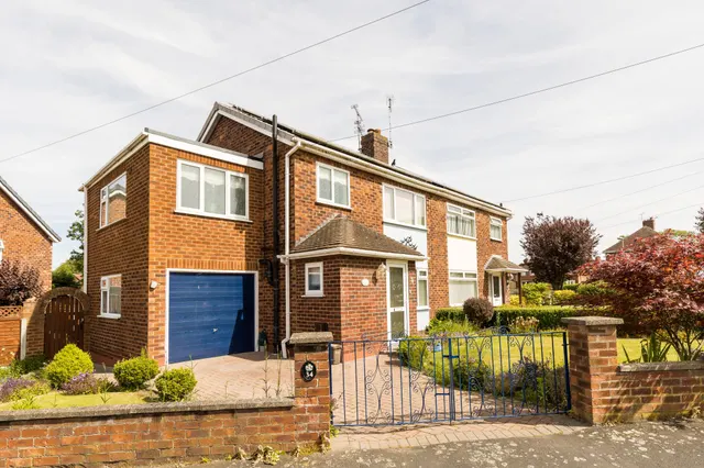 Parkfield Drive, Frodsham, WA6, photo 1