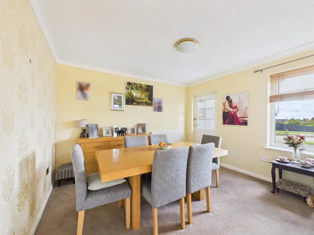 Photo 2 — Far Lash, Burbage, LE10