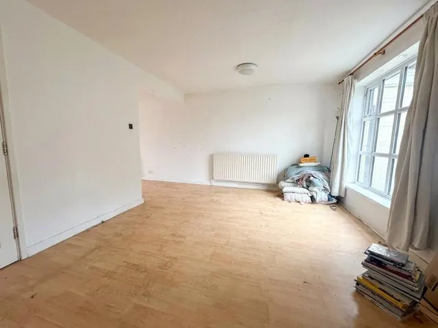 Valroy Close, Camberley, GU15, photo 3