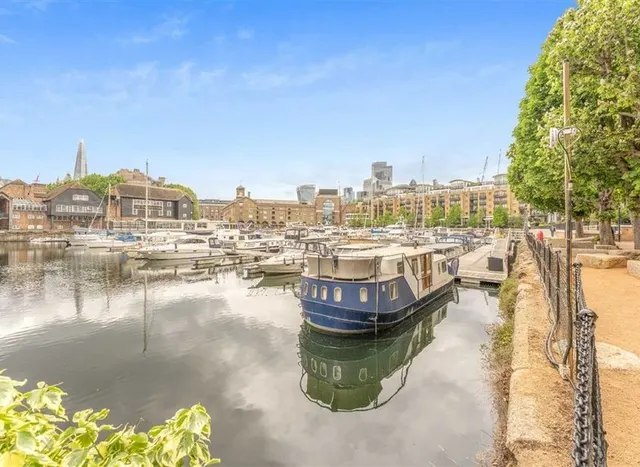 Thomas More Street, Wapping, E1W, photo 1