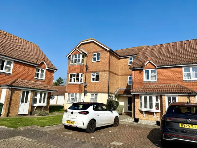 The Portlands, Eastbourne, photo 1