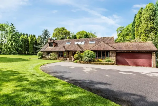 Newdigate Road, Beare Green, RH5, photo 1