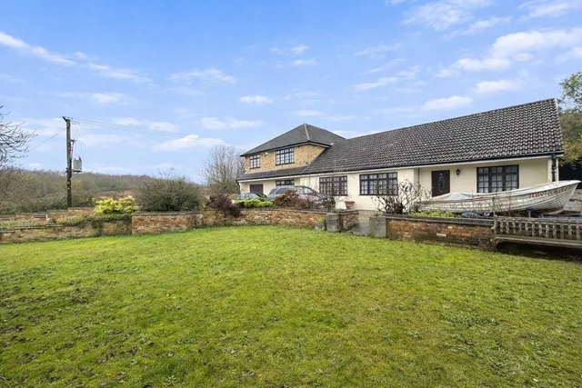 Rochester Road, Halling, Rochester, photo 1