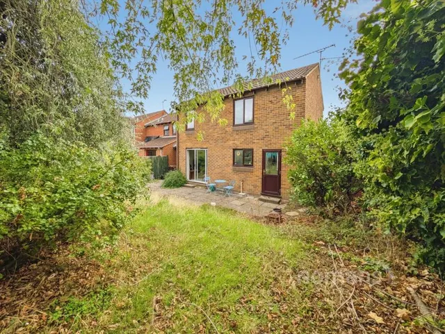 Chilcombe Way, Lower Earley, RG6, photo 2