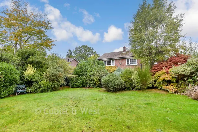 St. John's Road, Crowborough, TN6, photo 2