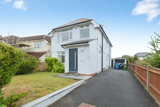 Cornelia Crescent, Poole, BH12, photo 1