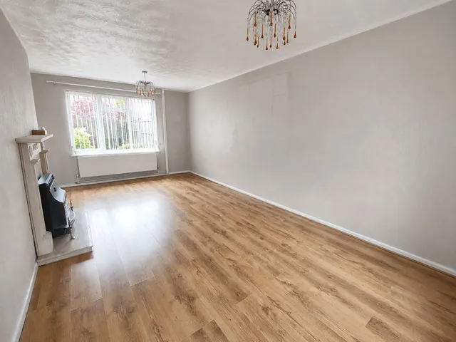 Smillie Place, Cannock, WS11, photo 3