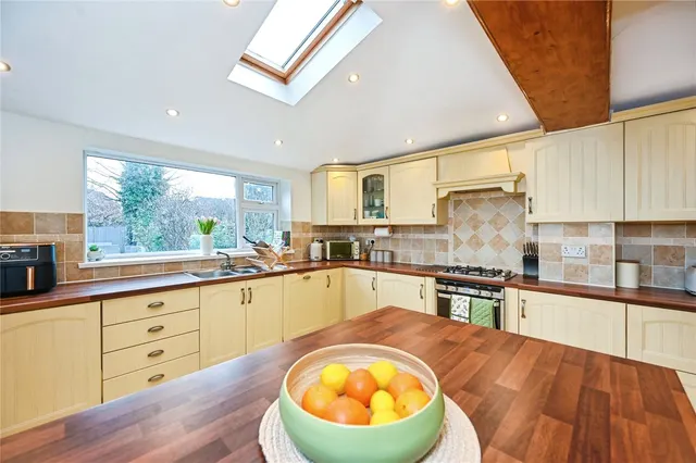 Photo 3 — Walton Avenue, Penketh, Warrington, Cheshire, WA5