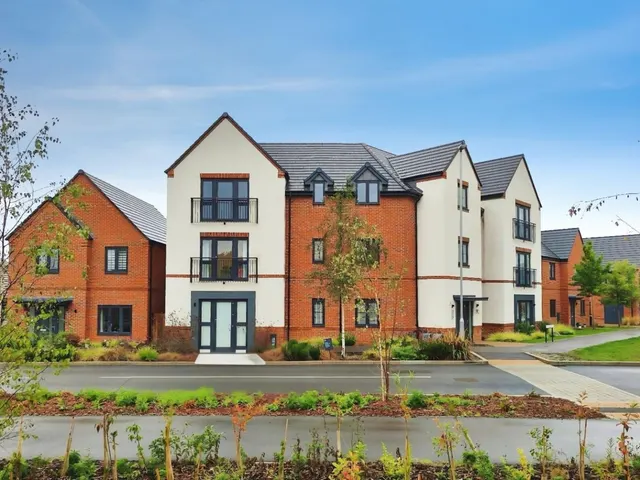 Ireland Road, Crowthorne, RG45, photo 1