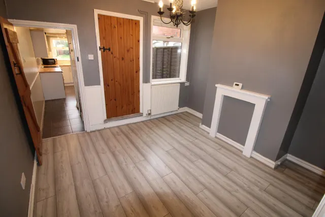 Tutbury Road, Burton upon Trent, DE13, photo 3