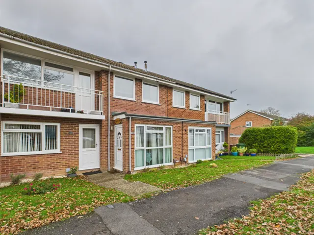 Borodin Close, Basingstoke, RG22, photo 1