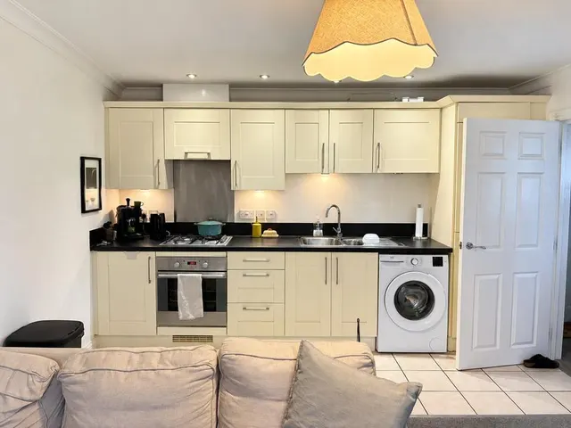 St. Pirans Avenue, Portsmouth, PO3, photo 1