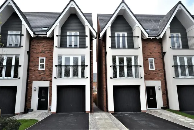 Poppy Road, Wilmslow, SK9, photo 1